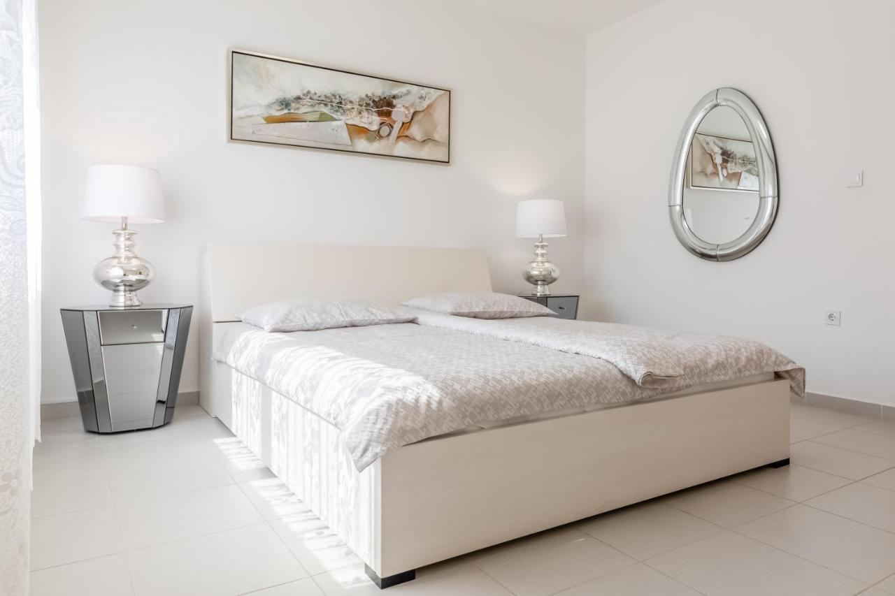 Apartments Zdenka Rovinjsko Selo Extérieur photo
